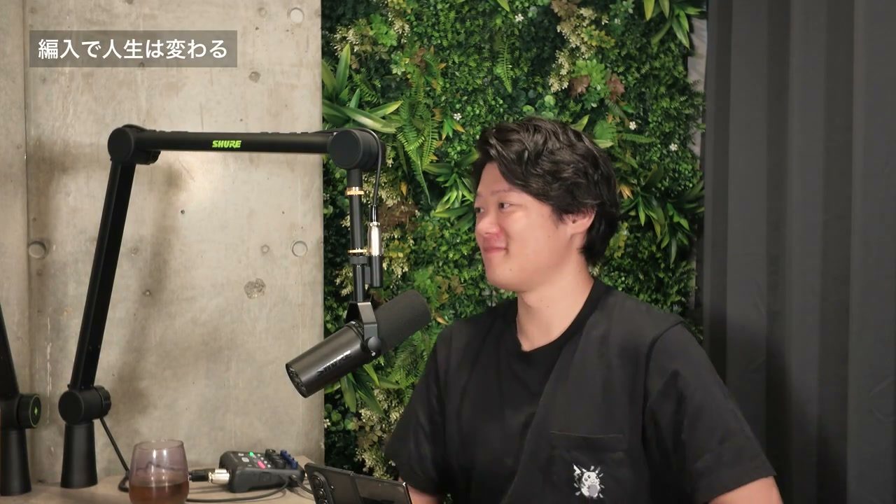入社前には学院の仕事も手伝っていた西成さん。久しぶりのオフィスで変化に驚きます。